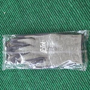G-Tek PolyKor Glove NWT